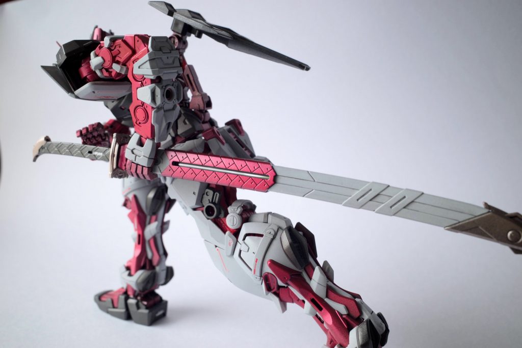 鞘が持てる。そして自立する。すごい！