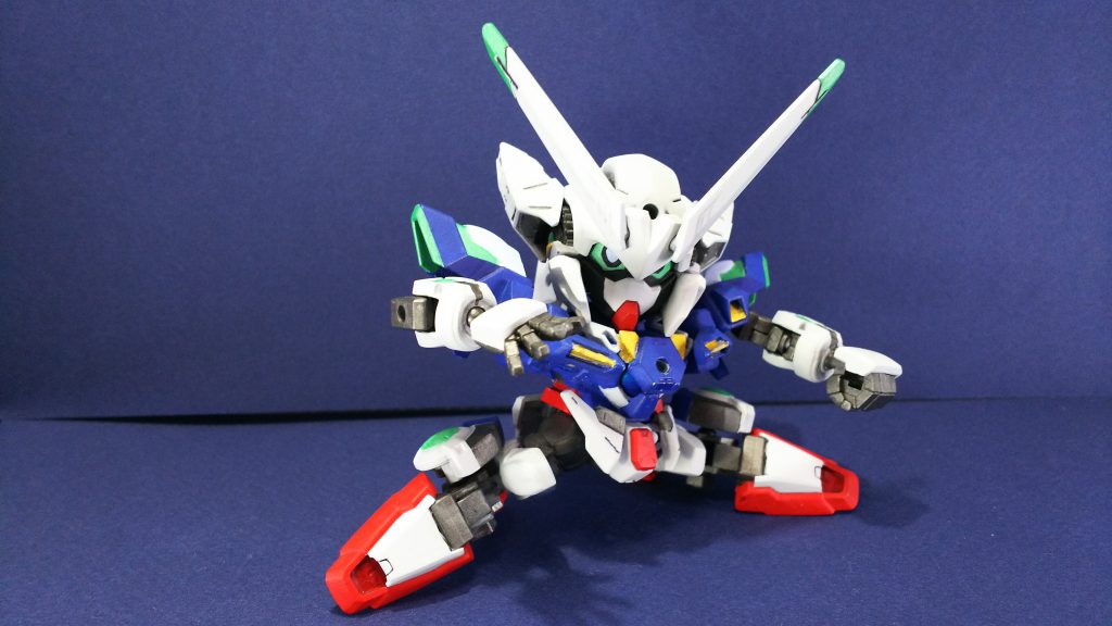 「SDガンダム BB戦士 ガンダムエクシアリペアII」をベースにしていますが、元キットの可動を広げるために幾つかギミックを加えました。