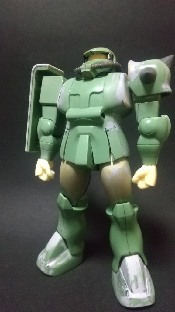 えーとこの、見たままですねあちこちいじってるので書ききれませんかのストリームベースから現代迄の、様々な先人やプロ達による改修の集大として(要はポイント寄せ集め)製作に至りましたこれはこれで可愛い完成品なんですけど、もっとこうすれば。もっとこうしなければ。等、やりたい事はたくさん残りましただけども、これが出発点と考え、次回以降はまた違った角度からザクを作っていければと思いますご観覧頂きありがとうございました!