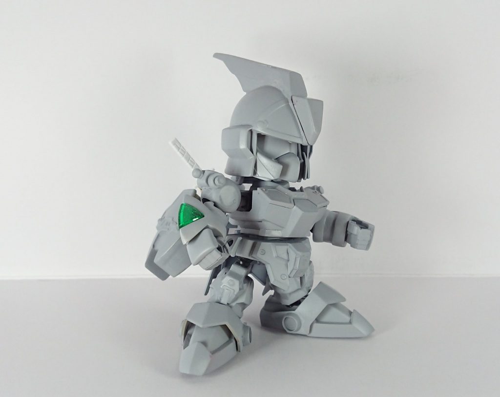 捨てサフ後に各所を修正をし、2回目のサフを吹いた状態です。 