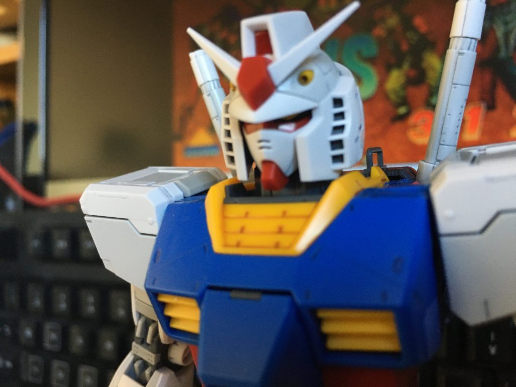 ガンダムマーカーでスミ入れまでした段階ですこの時点ですでにカッコイイ、いいキットでした(*´▽｀*)