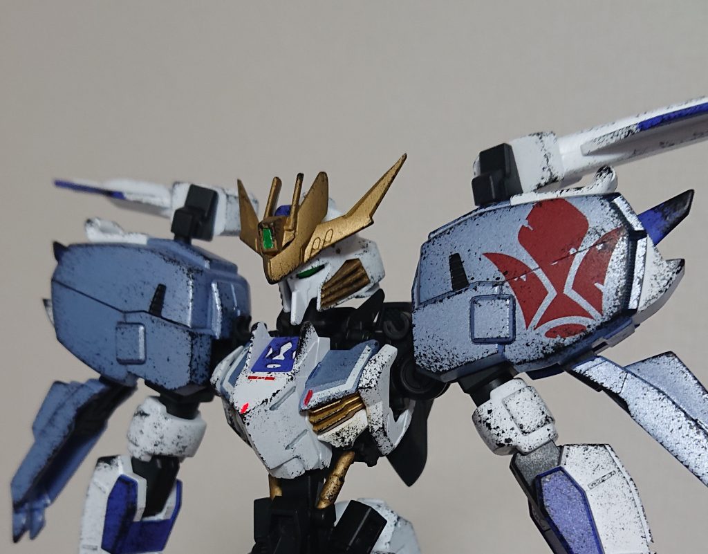 顔はこんな感じです