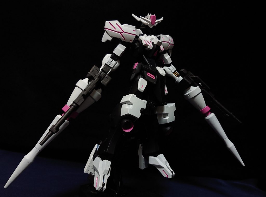 そしてとあるガンダムフレームと相討ちになり306年…強襲したギャラルホルン輸送艦よりヴィダールの装甲を強奪そしてケルブが改修したのがガンダムプットである、本機はガンダムフレーム特有の『対MA用リミッター解除』が常に行われており、動かしているのがケルブ(機械自身)なので阿頼耶識と同等の機動性を持つ