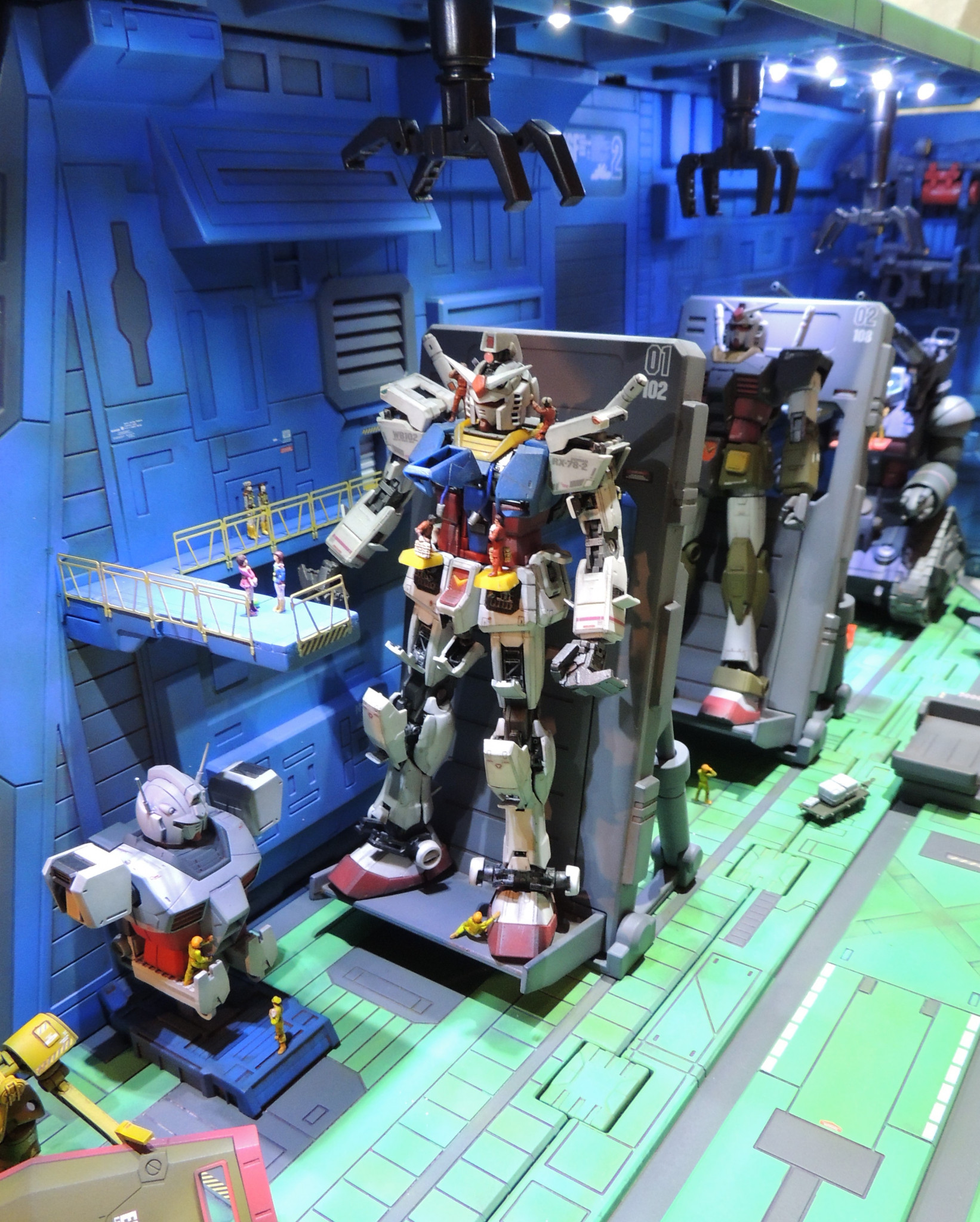 ホワイトベースカタパルトデッキ アニメカラーver あやぽんさんのガンプラ作品 Gunsta ガンスタ