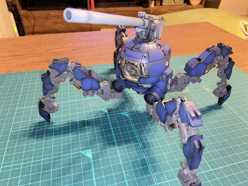 腕とハッチが付いてない状態です