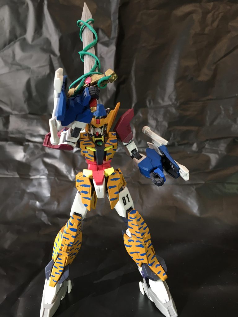 マナソードを装備。マニュピレーターは通常のアーマーと変わらない為、問題なく使用出来る。