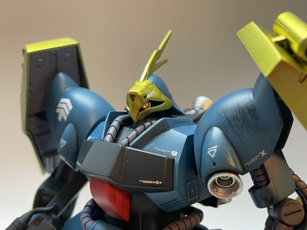 モノアイはコトブキヤ丸モールド＋Hアイズ。丸ノズルどこ行っても売ってない…困った。 