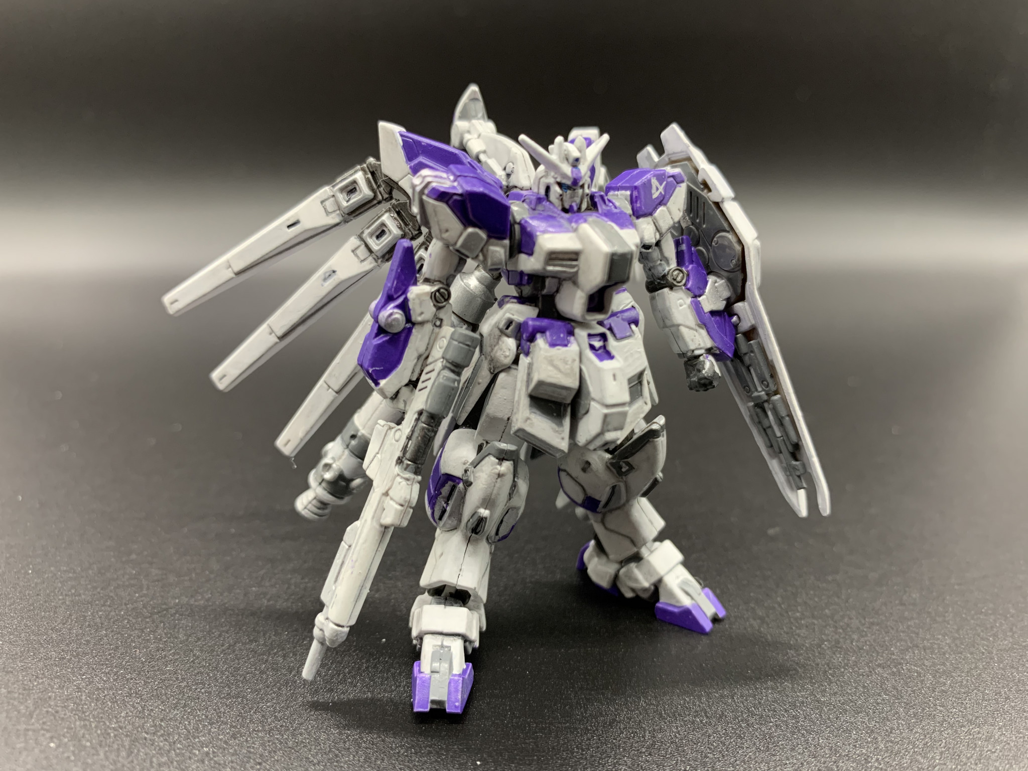 Hi-νガンダム アーティファクト｜丸ノフさんのガンプラ作品｜GUNSTA