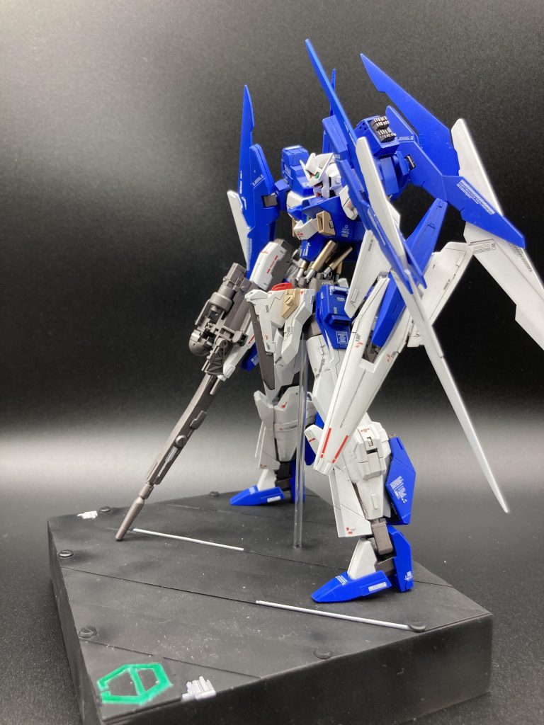 斜めから!シールドの筋彫りが大変でしたが上手くいってよかったです!