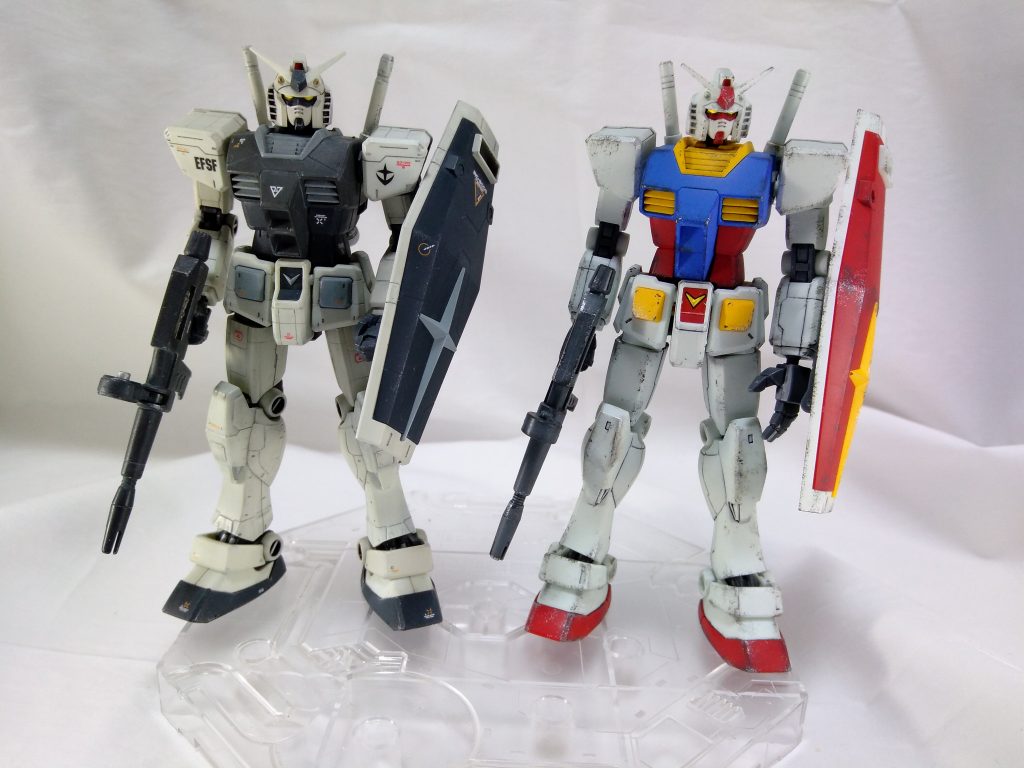 現代のHGリバイブと比較。この子は2年前ガンプラ始めるにあたってさっくり組んでみた奴。2年間、ゲーム中のロード時間や休みにぽちぽちやってきたけど、最近は上達を実感出来てきた(((o(*ﾟ▽ﾟ*)o)))これからも亀投稿ですが、時間がありましたらまた見てやって下さい<(_ _)>