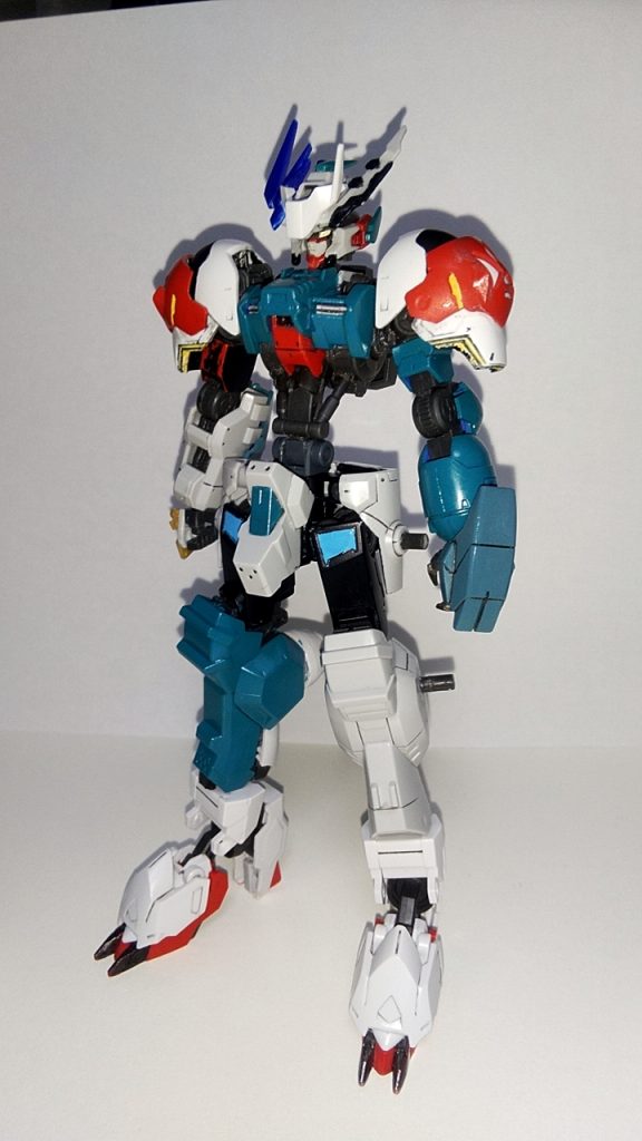 ここで俺色に染め上がります｡(適当に青緑っぽく)ちなみに初期からオッドアイです｡