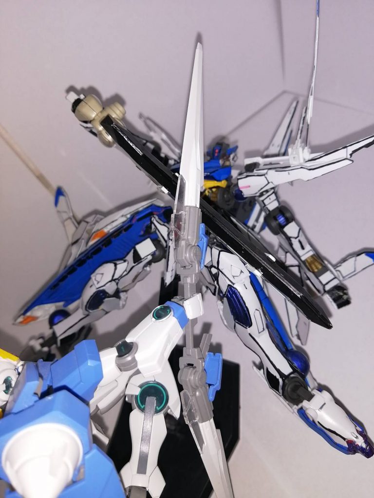 ダブルオーガンダムと交戦白いアルケーが作りたかった!(塗装できないからだけど)
