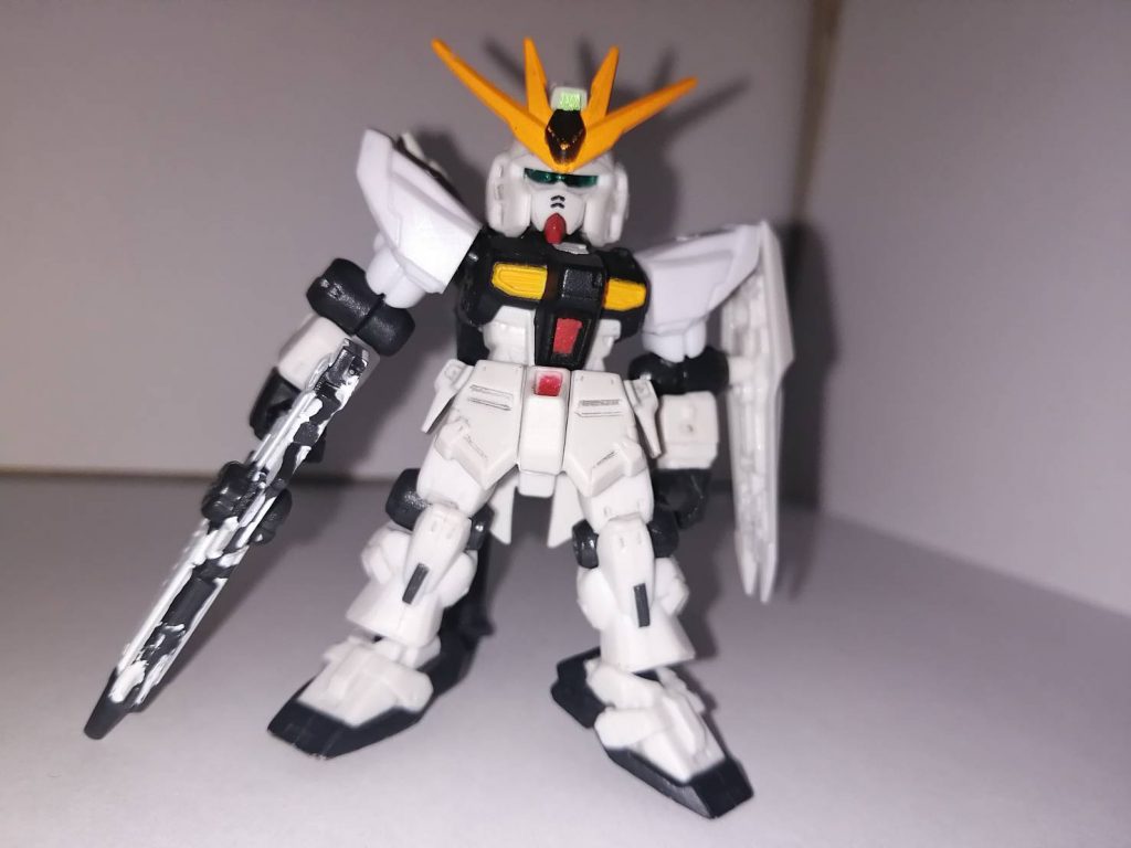 元機体モビルスーツアンサンブルで作ってかっこいいからHGでも作ろう！とゆうことで作りました銃が汚すぎる