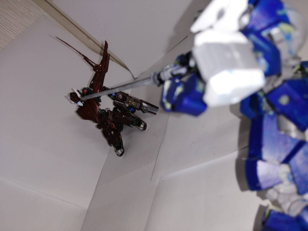  「動けってんだよぉ！」  