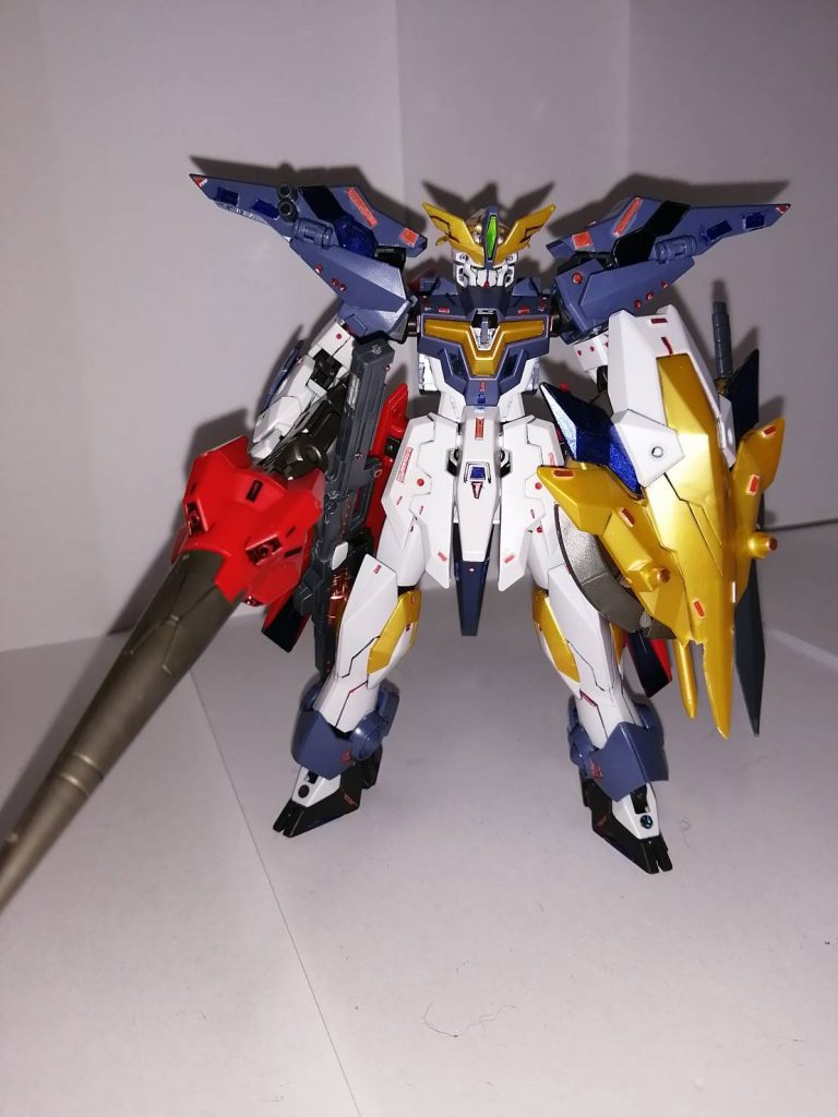 正面変更点サイドスカートにオリジナルライフル追加シールドにソード追加各種デテールアップ