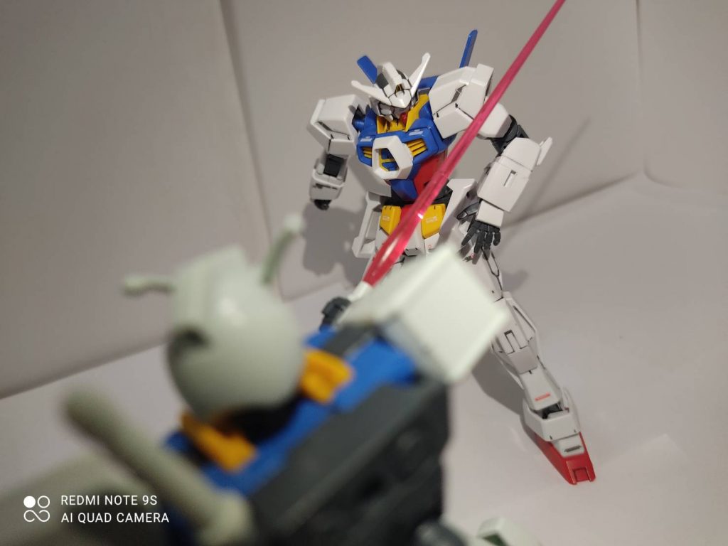 age「ジャベリンがない…」ガンダム「ないんだ!」age「!?」  」