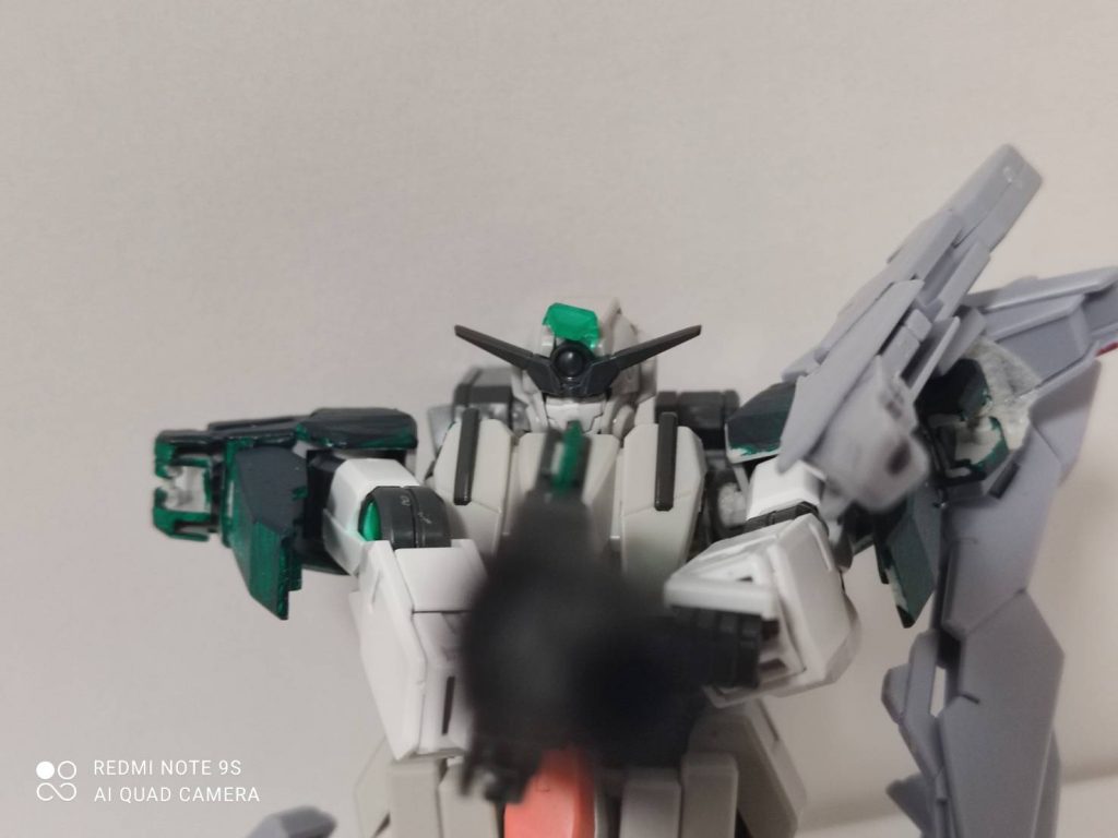 「狙い撃つぜぇ!」オマケ  ダブルオーガンダムAGEに記載の前回を見てください前回rx78の座をかけガンダムに挑んだAGE1rx78の座を奪えるのか!  そしてガンダムは守ることができるのか!ガンダム「でぇやぁ!」AGE「かっ!」ビームサーベル「くるくるくる〜」ガンダム「ビームサーベル喋るのね😅」