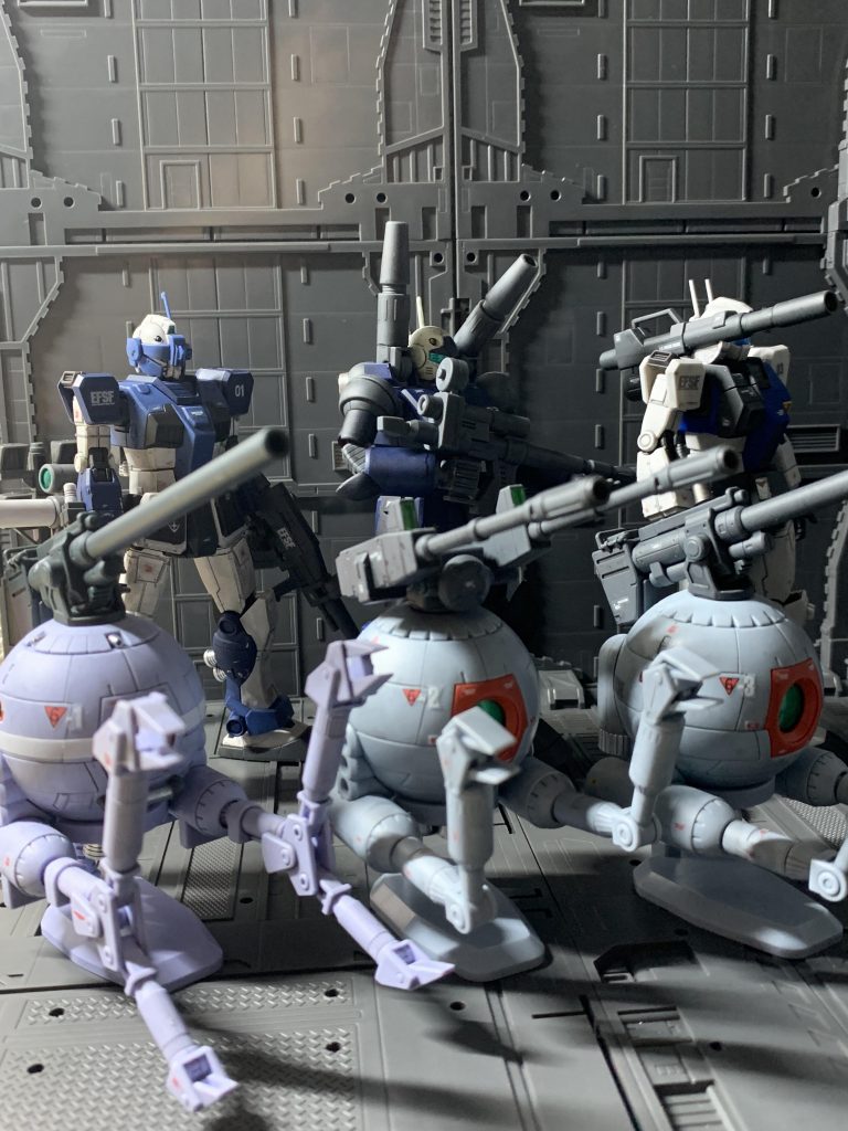 出撃待機風？に1枚。機体数が多いと映えますね。なんかワクワクします笑。