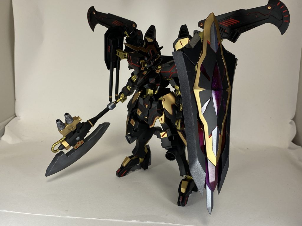 正面から全体盾と斧の組み合わせ良いと思います