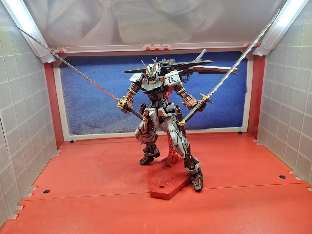 MG　ガンダムアストレイ レッドフレーム改–3枚目/制作者：イソジン