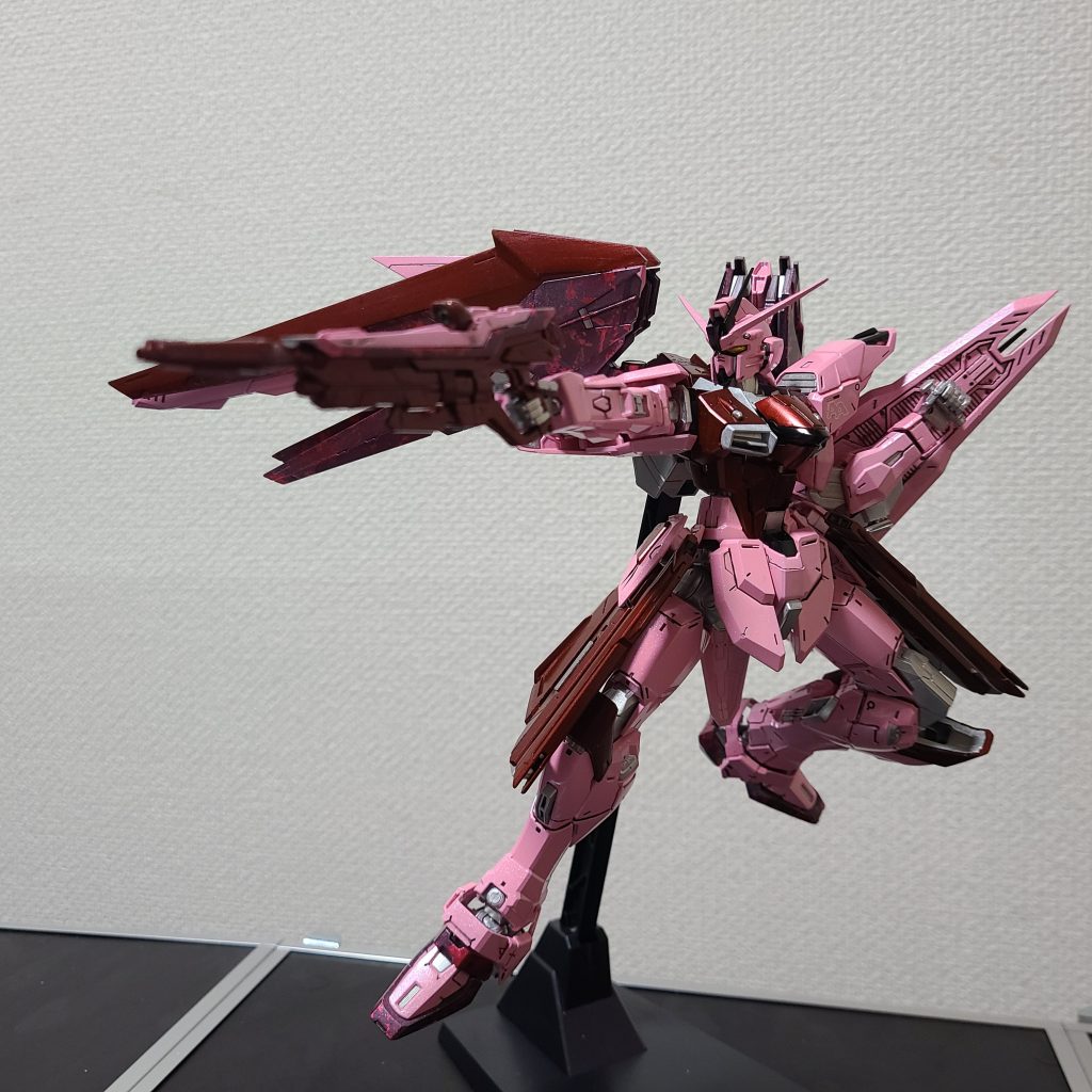 OPは違うポーズだったけどSEEDポーズはやっとかないといけない気持ちになります