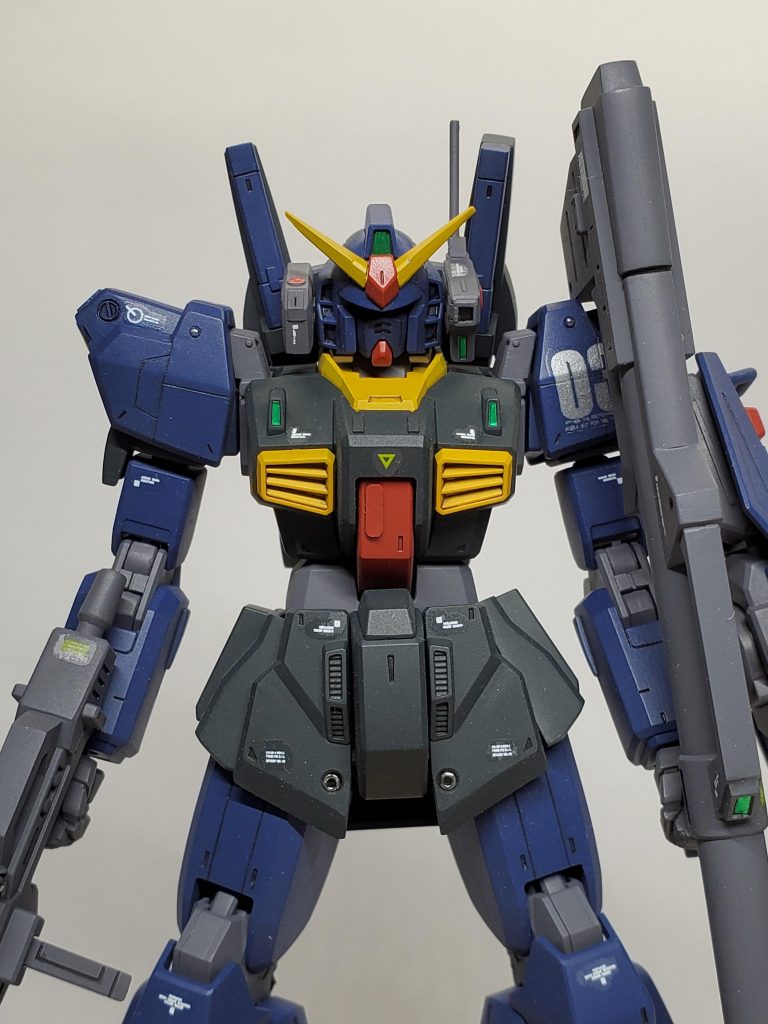 プロポーションは全く触ってないですが、基の出来が良いのでカッコ良いですね😉