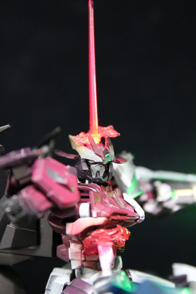 思った以上にただ貫いただけだと間抜けだったので、エフェクトでうまくキマったと思ってます