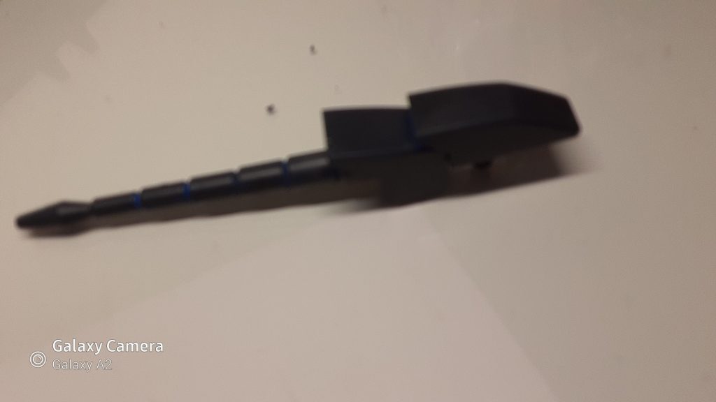 これがなんの部品を塗装したのか分かれば凄いですね背中に装備出来ます