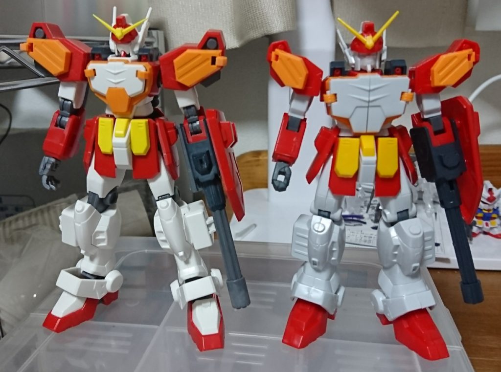 素組急キットと比較してボディが小さいです。個人的には新しい方のプロポーションが好きです。少年の頃一番好きだったベビーアームズを最新フォーマットで作れる日が来るとは。感無量でした。最後までご覧いただきありがとうございました。