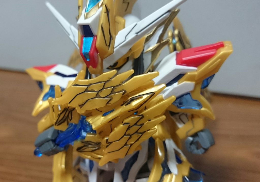 ・宙天羅扇読みは「チュウテンラセン」。孔明リ・ガズィと同様に扇スね。こちらデバイスにもなっており、メモリを挿入可能。