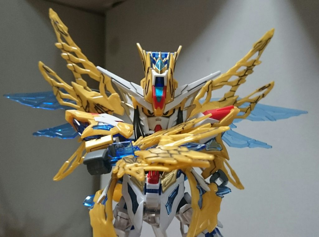 宙天羅扇と翼は展開可能。フリーダムぽいパーツはあちこちにあるにはあるけど、これが最もフリーダムぽいスね