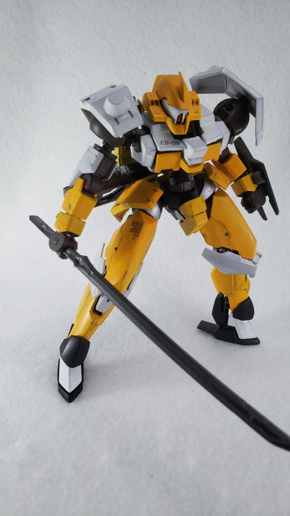 元機体とイメージの違う感じになったのは嬉しいですが、問題点も多くガンプラの難しさを感じた製作となりました。以下反省。