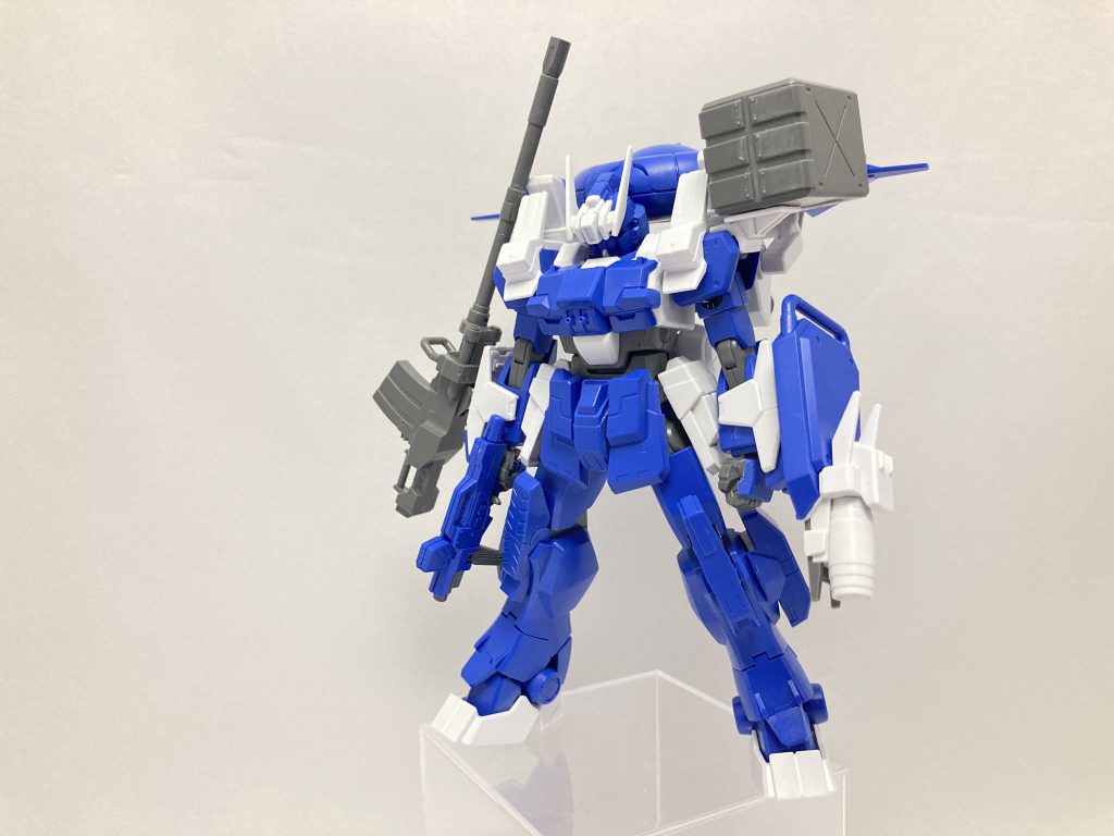 パチ組み。脚部単体で見るとそうでもないんですが全体で見ると若干短足に見えたのでこの時点で延長決定。