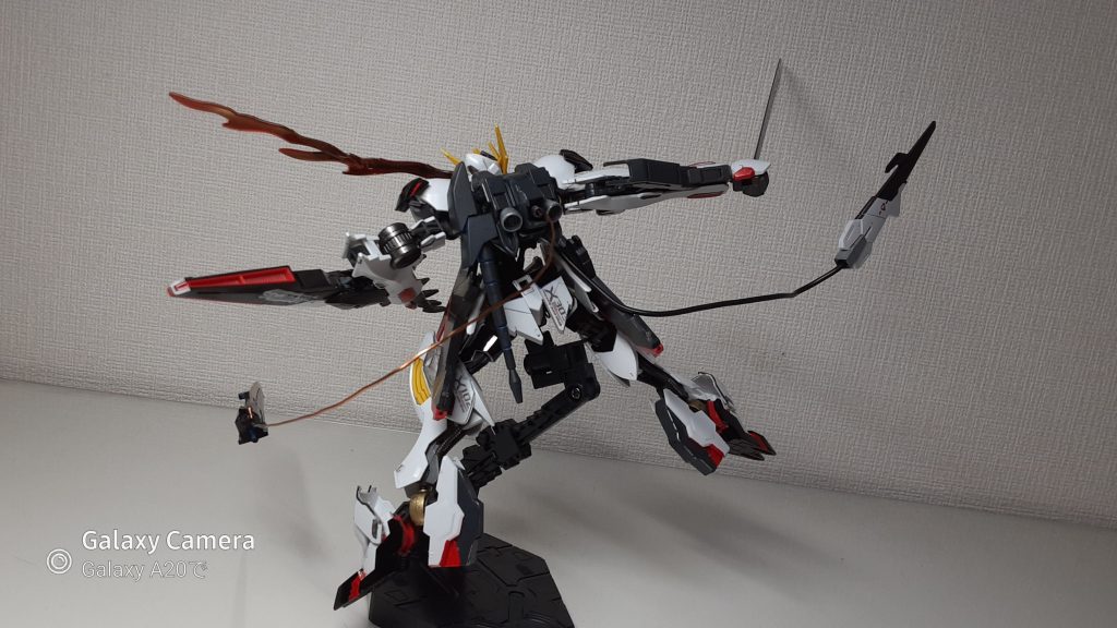 後ろにブースターも追加しました