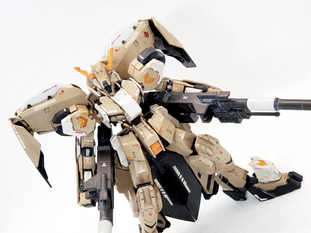 300mm滑腔砲×2丁装備でハシュマル戦はグシオンももう少し戦闘シーンが欲しかった…