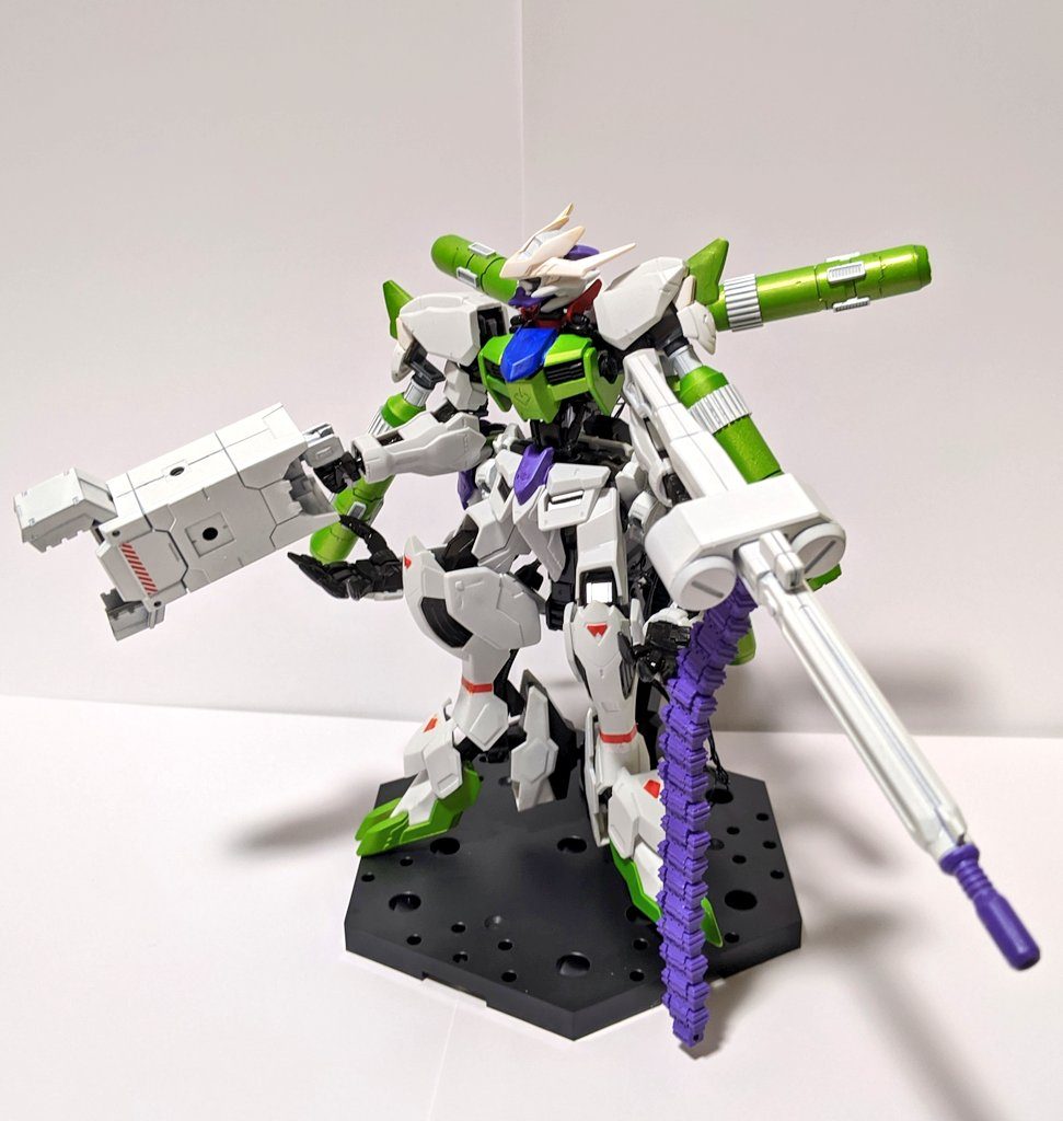 メダロット『ビーストマスター』をイメージして作りました！！バルバトス、バルバトスルプスレクス、バエルをベースにコトブキヤの武装を使っています！！