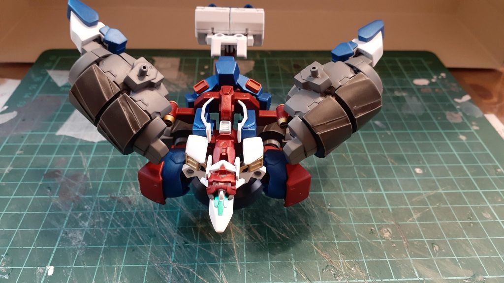 支援機体の、空中アーマー換装機・セルファイターです。