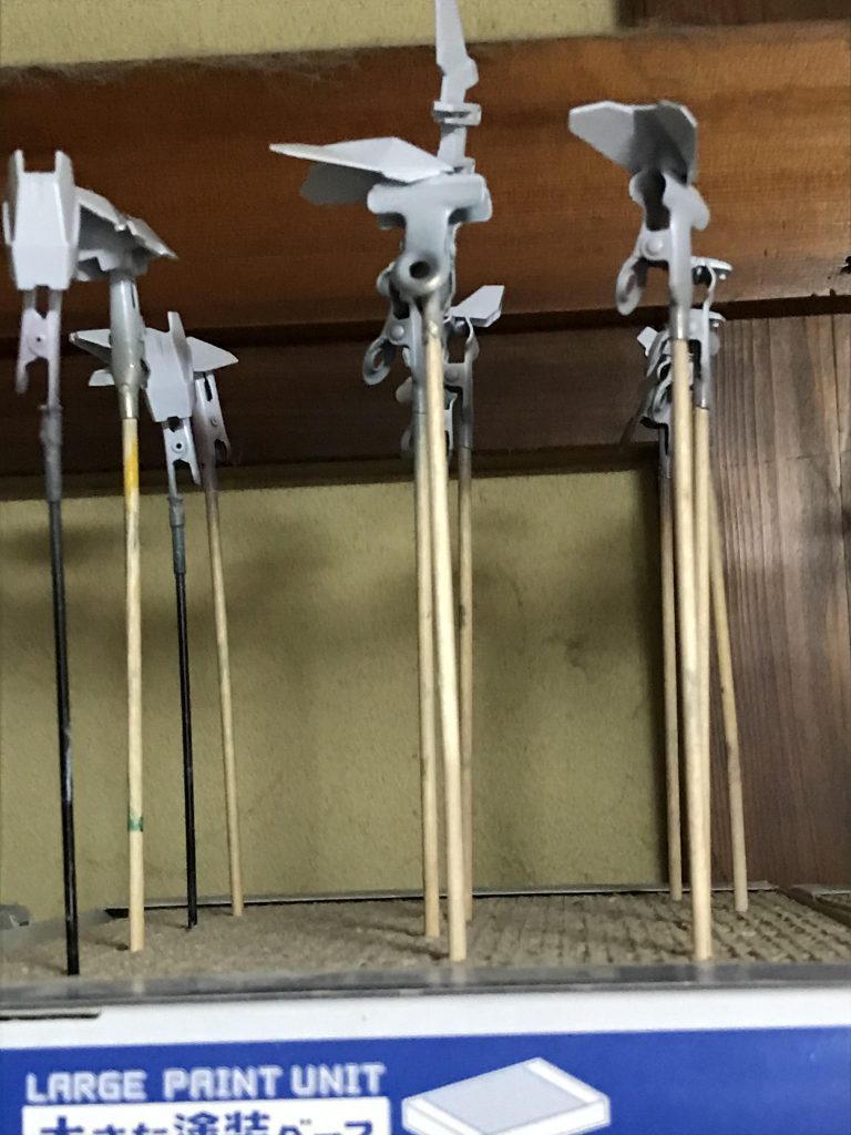 エクストラリミテッドチェンジドッキングした ガンダムのサーフェイサー吹き工程。