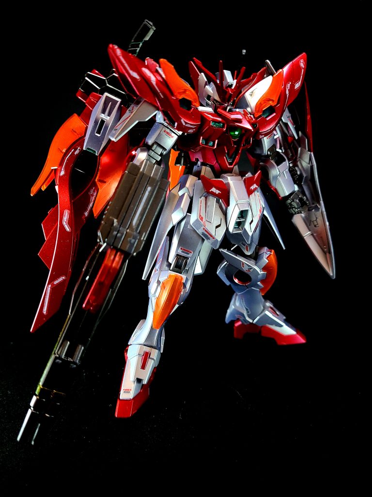 これまでの機体と同じく赤を基調としたカラーリングで、「燃え上がる炎」をイメージした大規模改修を行っている