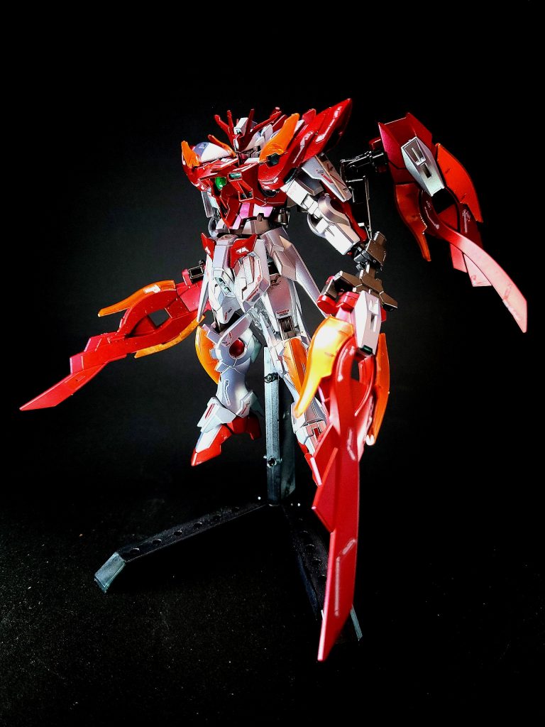 機体の耐久性は若干の向上にとどめられているが、そのぶん機動性と攻撃力を徹底的に強化している