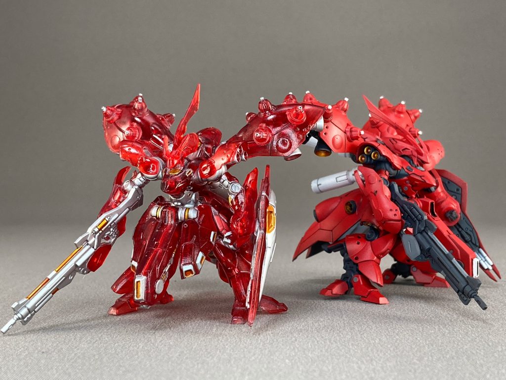 ノーマルverと並べて。印象が全然違いますね。