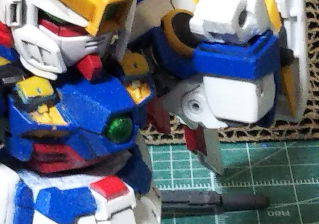 腕は、二重関節になっています