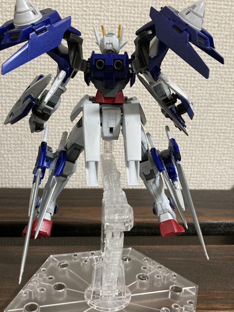 AGE3ノーマルのスラスターで機動力が上がり、より近接戦闘に移行しやすくしました