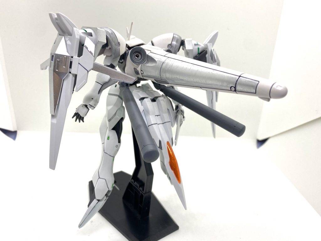 背中もゴテゴテさせつつ、良い感じに纏まったのかな、と。