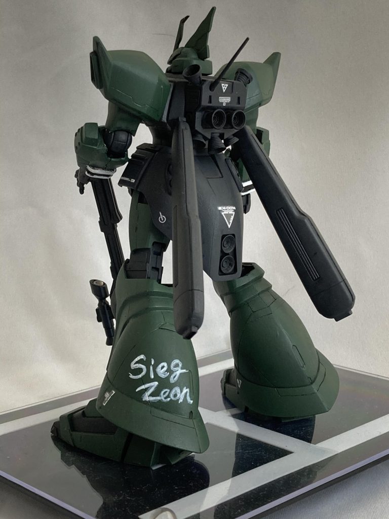 スラスター類はコトブキヤ製のものに全て交換しました