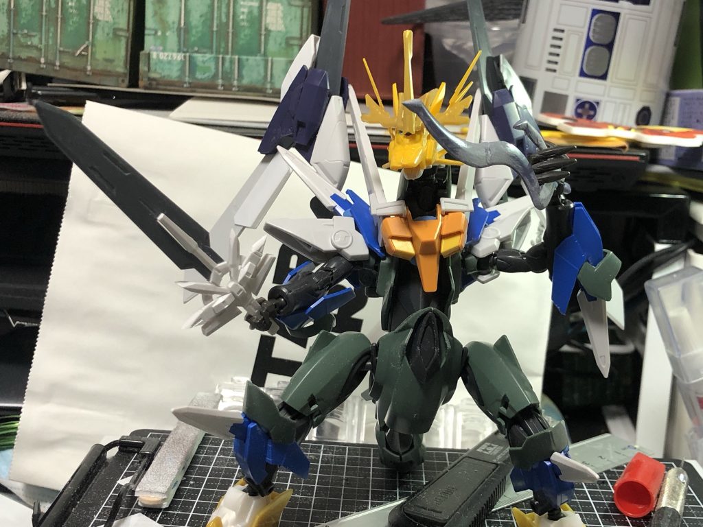 ダナジンは他のミキシング用で購入してましたが再現モチーフとしては他の人がやって無さそうなのをやって見ようかとドラゴンガンダムみてビビットきました(≧▽≦)ゞ