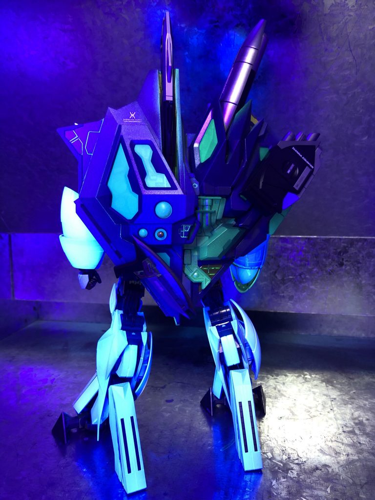 ブラックライトでの発光!蛍光カラーは、クリア、グリーン、イエローを使っています