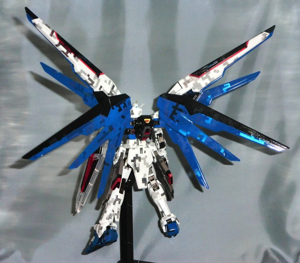 HGCEフリーダムガンダム(フェイズシフト起動時)–3枚目/制作者:@infieth