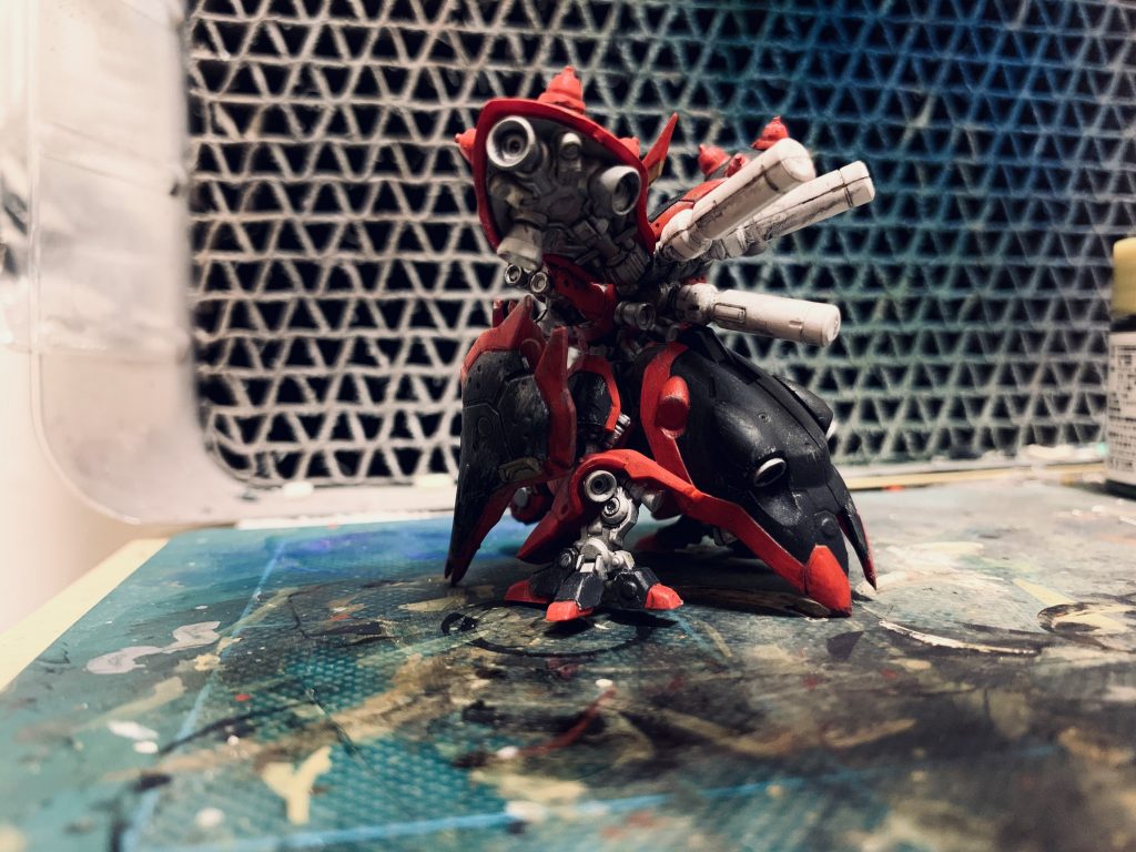 筆塗りにハマって以来、つや消し以外は筆で塗ってますベタ塗りしか出来ませんが！