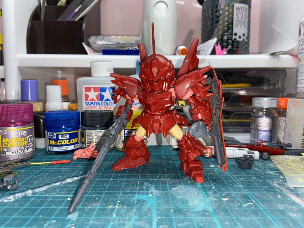 太腿はシルエットフレームそのままだと違和感が凄かったのでエポパテで形状変更。